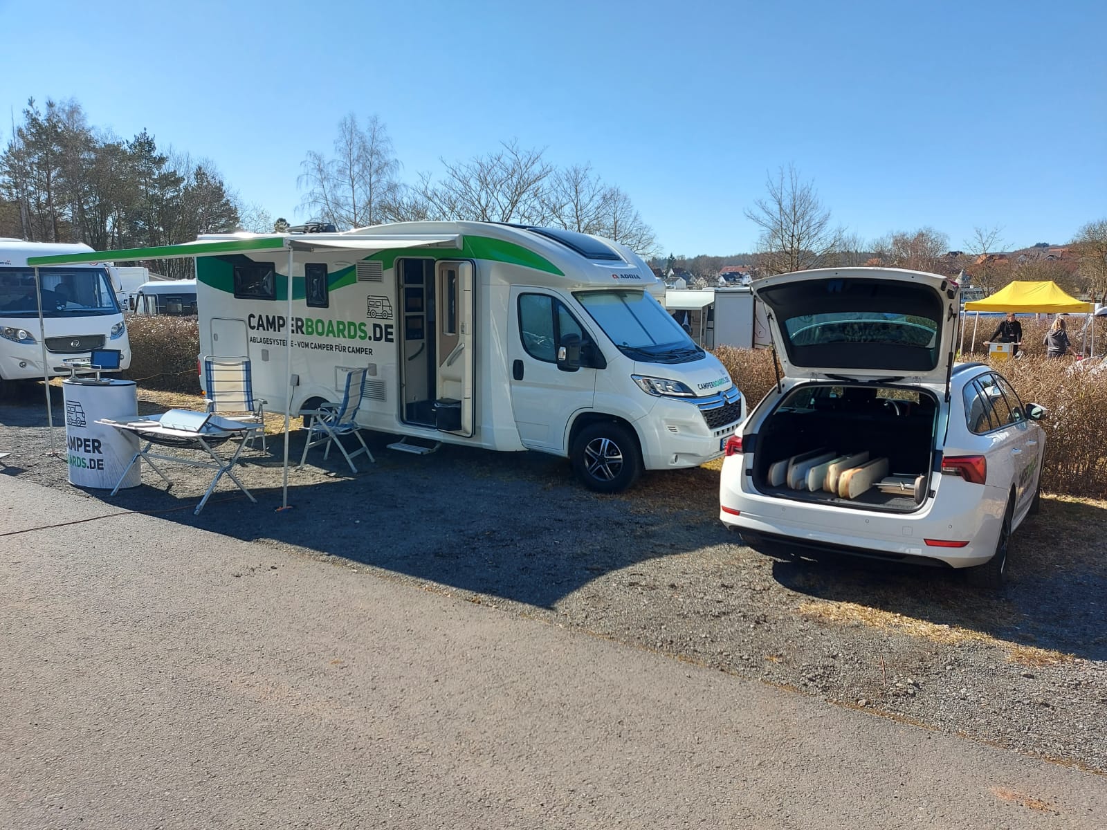 La communauté se réunit à Klüsserath : Camperboards est de la partie