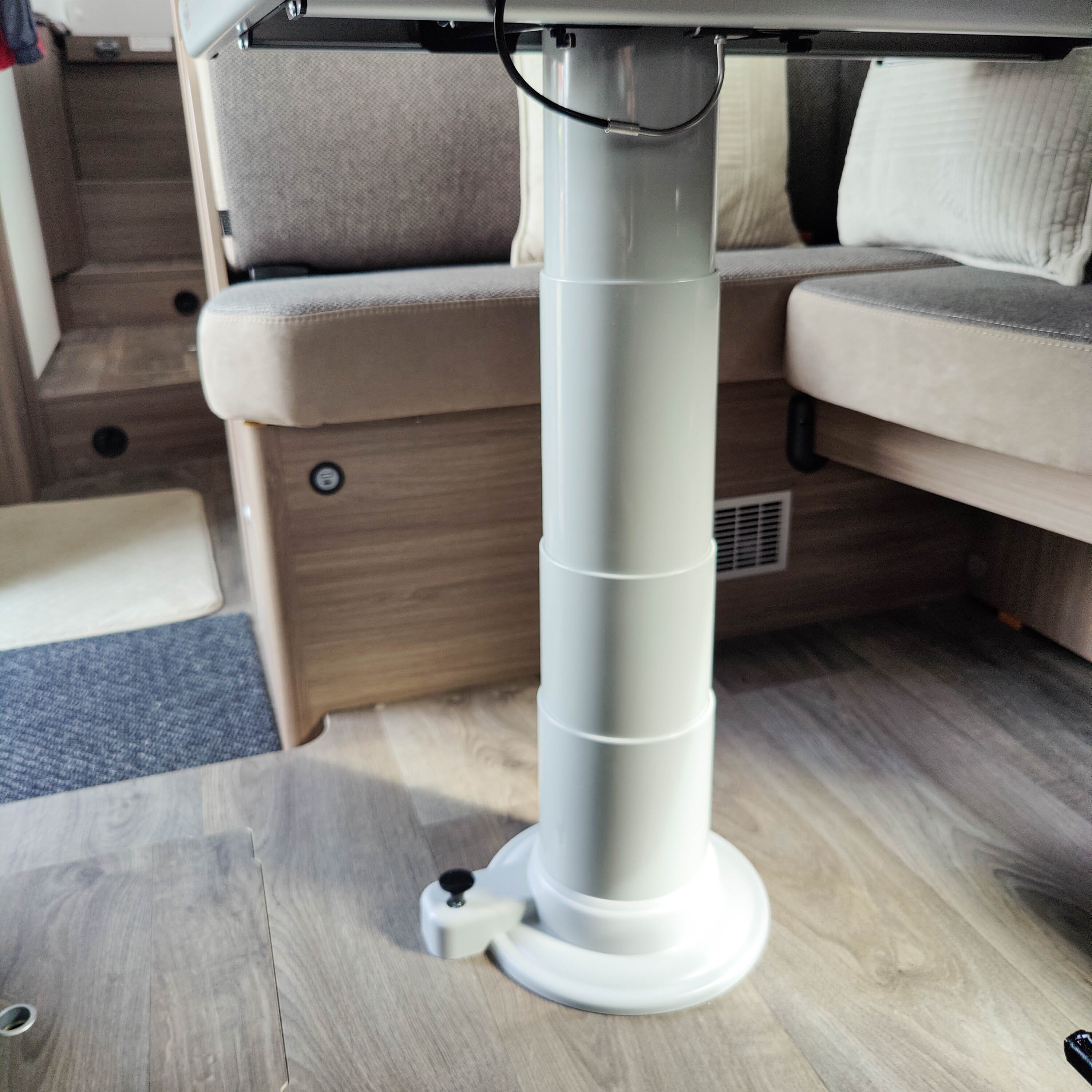 Piètement de table Nuova Mapa avec colonne réglable en hauteur pour plateaux de table classiques