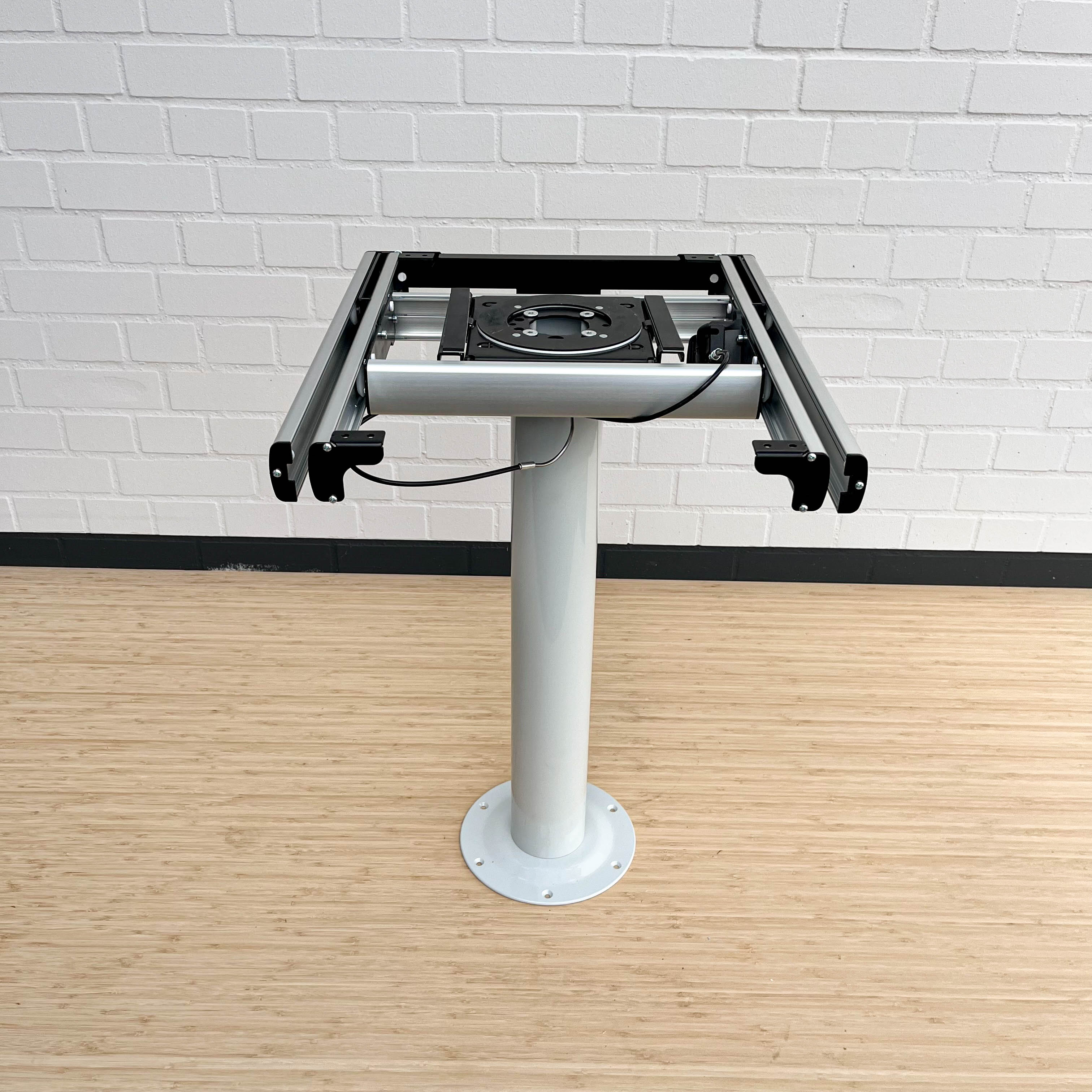 Piètement de table Nuova Mapa, y compris pied rigide pour plateaux de table pliants et classiques