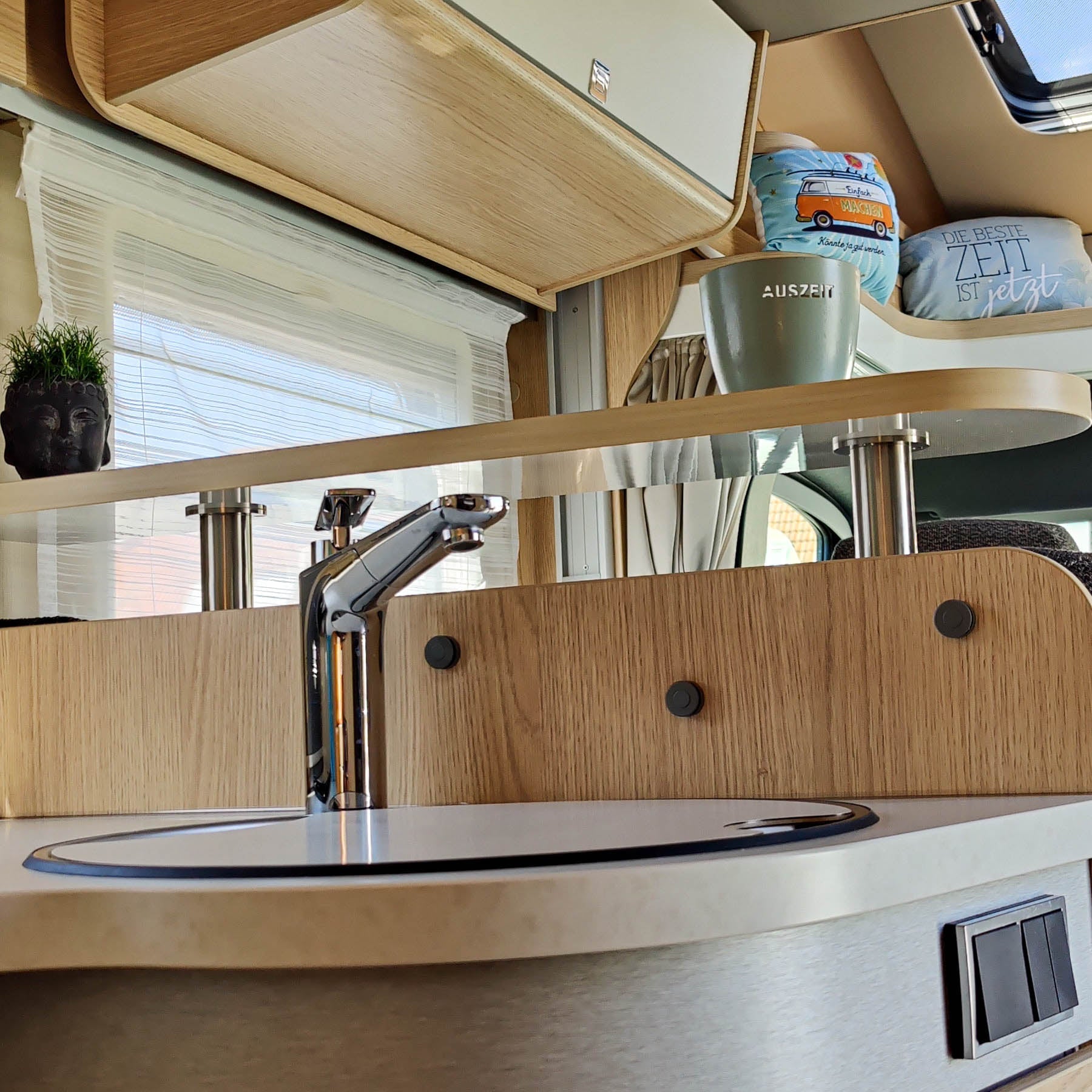 3043-2-pièces Tablette pour modèles Hymer - blanc brillant avec chant en érable clair / sans rails