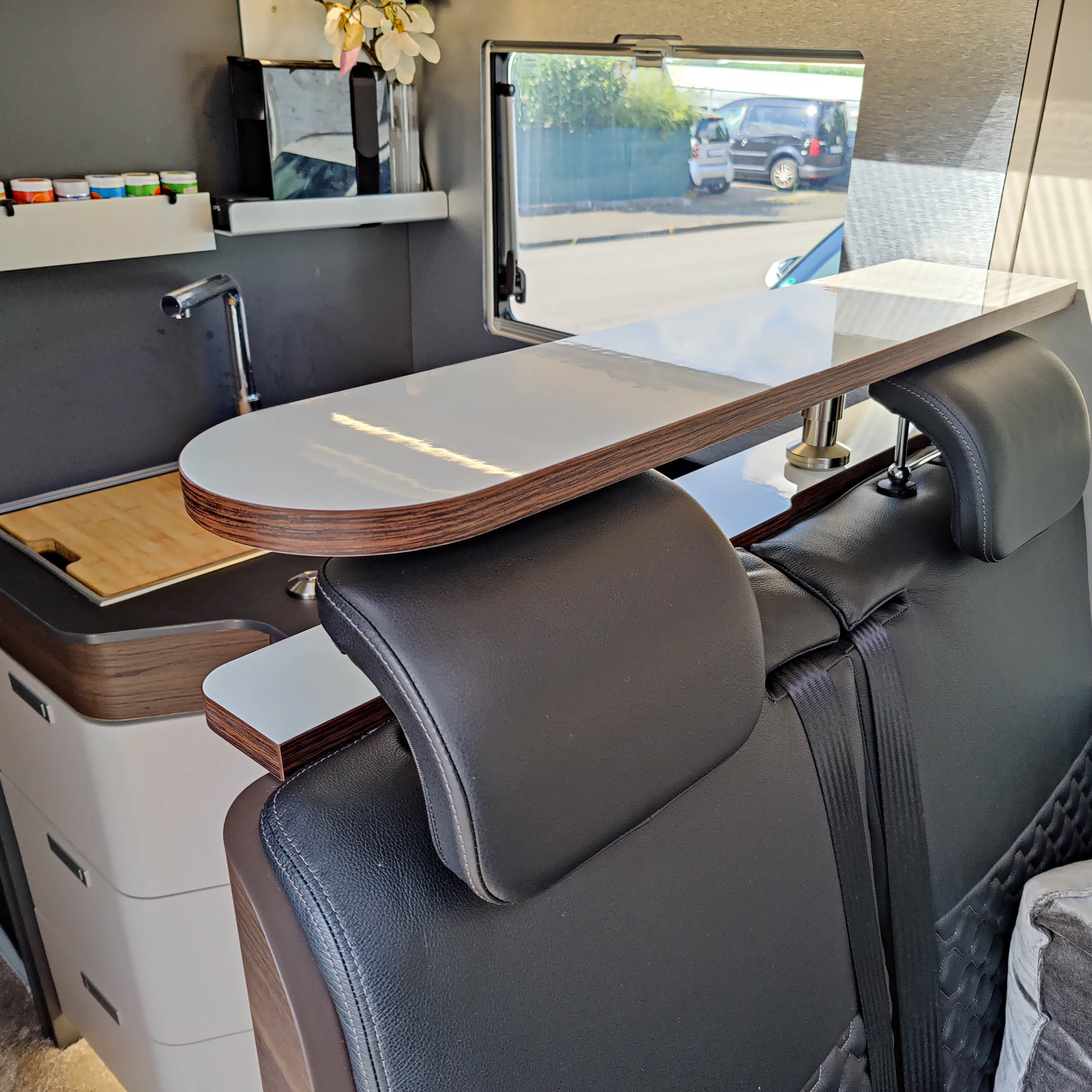 Tablette de rangement en 2 parties pour les modèles Adria à partir de 2021