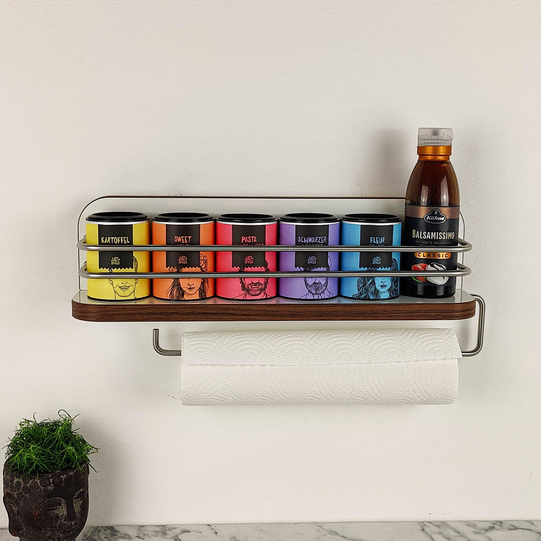 #couleur_blanc_brillant avec bord en Madison Walnut et rampe en acier inoxydable