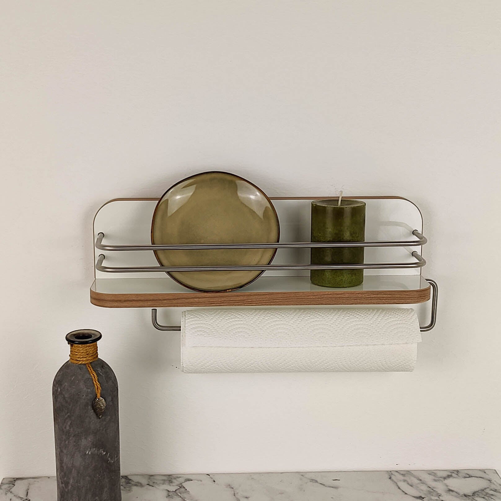 #couleur_blanc_brillant_avec_chant_cerise/havane_et_rail_inox