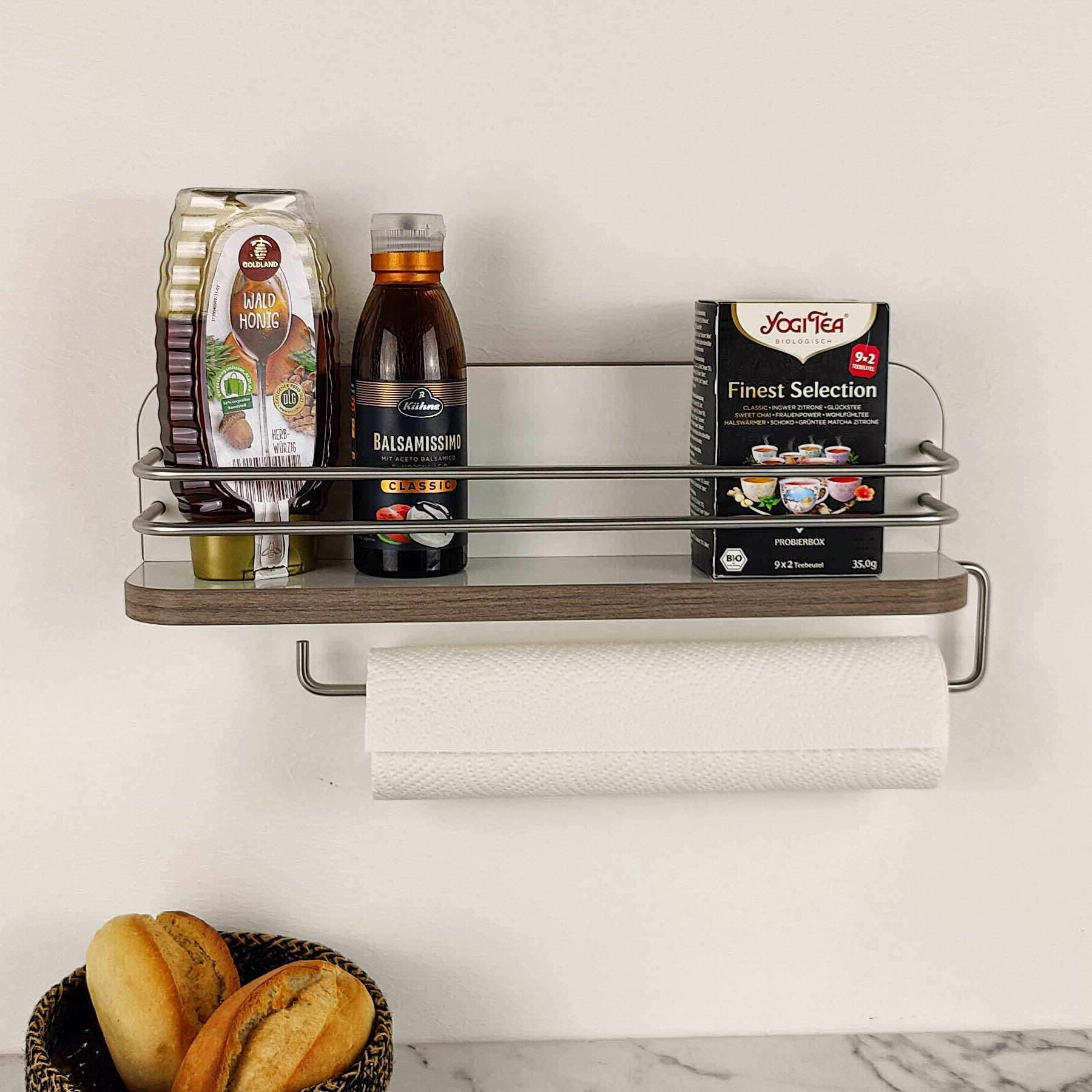 #couleur_blanc_brillant avec bord en orme truffé et rampe en acier inoxydable