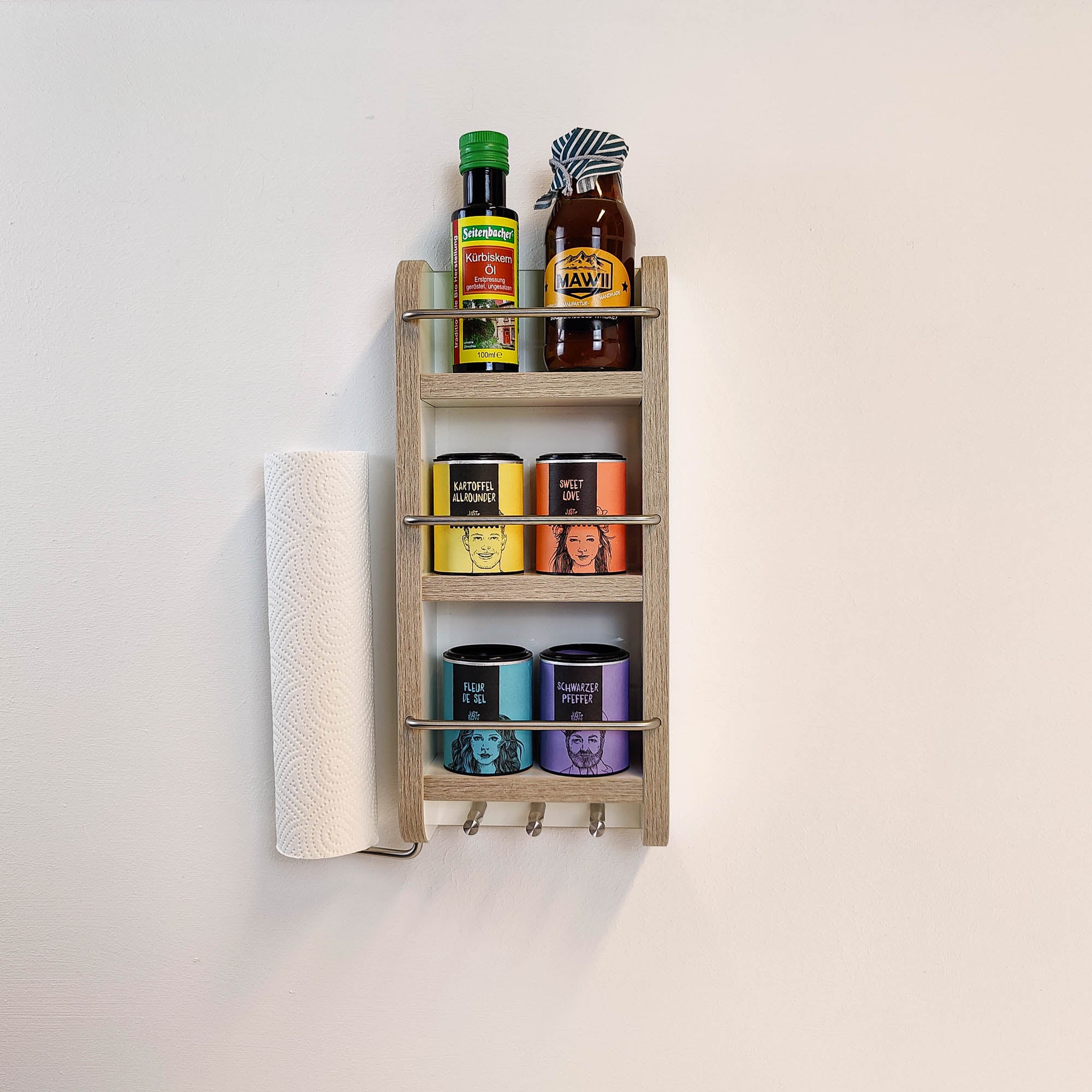 #couleur_blanc brillant avec chant en chêne platine