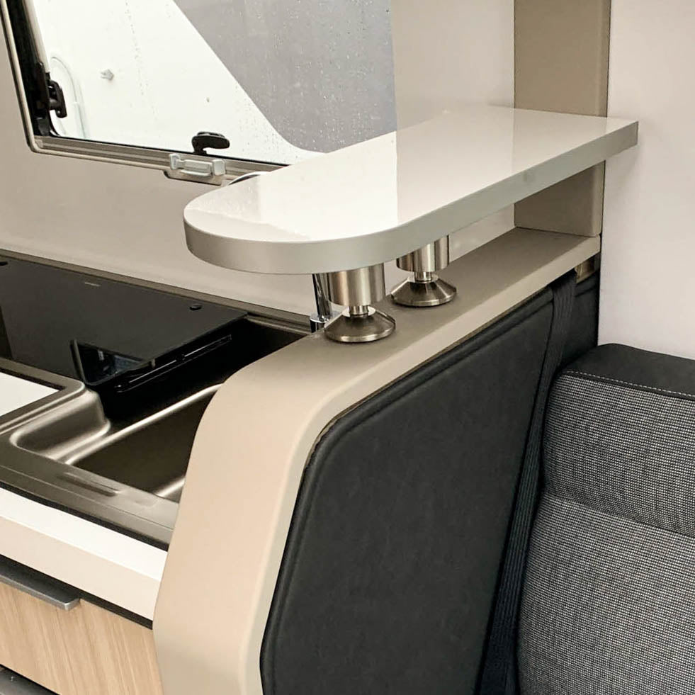 Tablette de rangement pour les modèles Adria DL