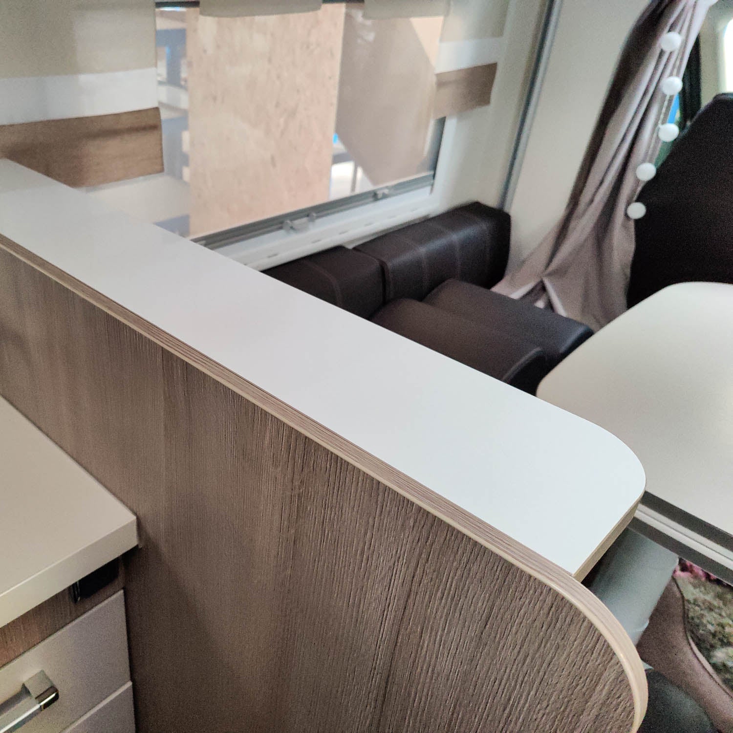 Tablette de rangement pour les modèles Chausson et Challenger