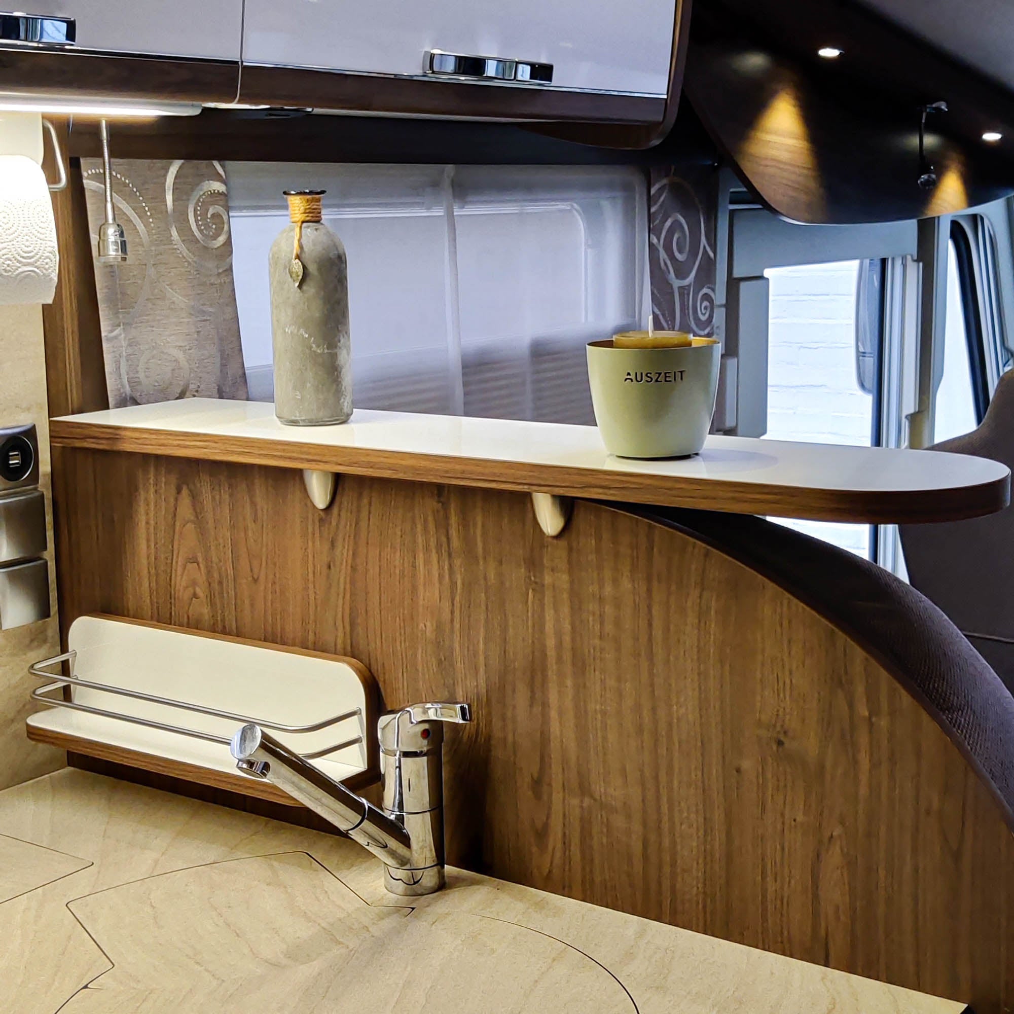 Tablette de rangement pour les modèles Frankia