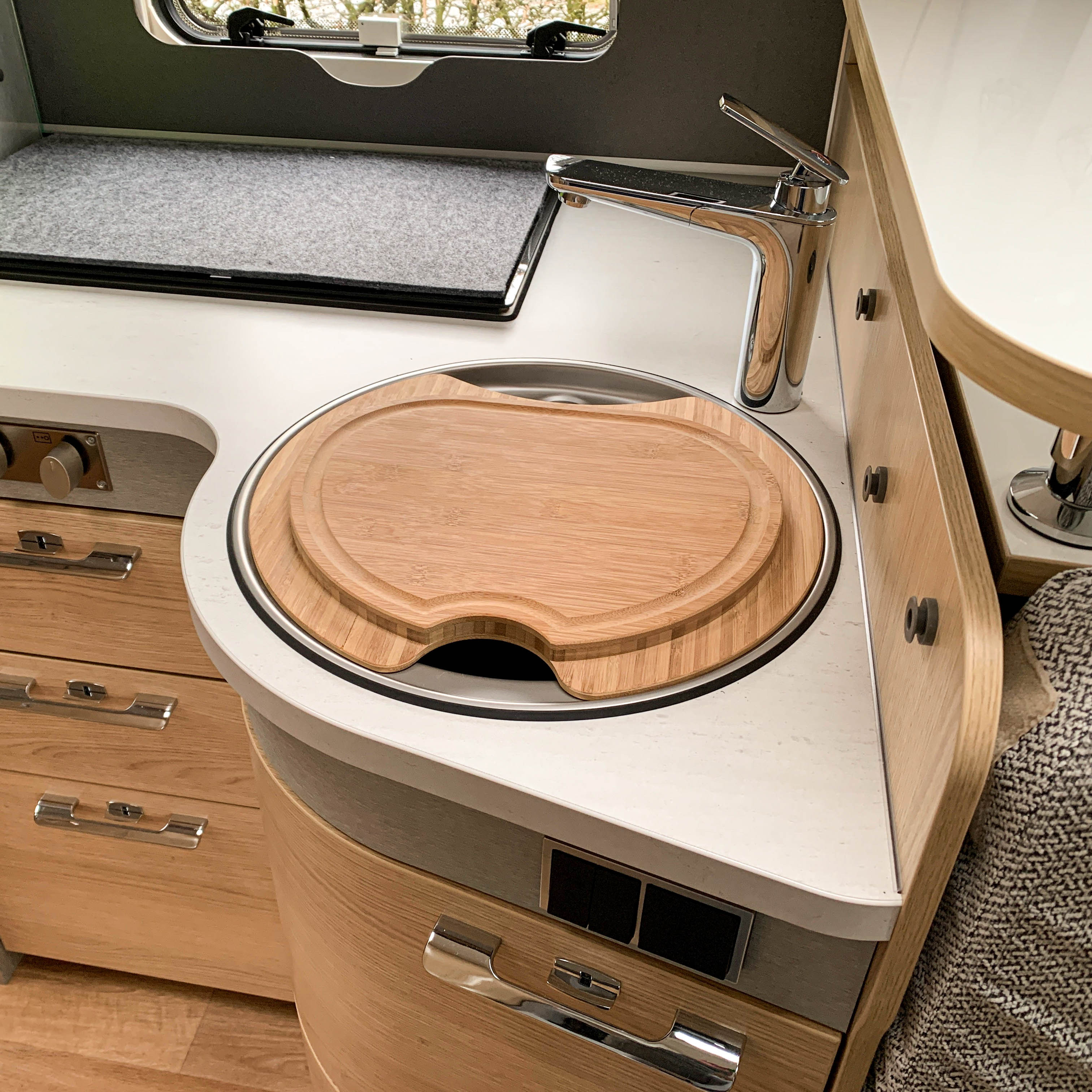 Planche à découper avec couvercle d'évier pour les modèles Hymer et Eriba