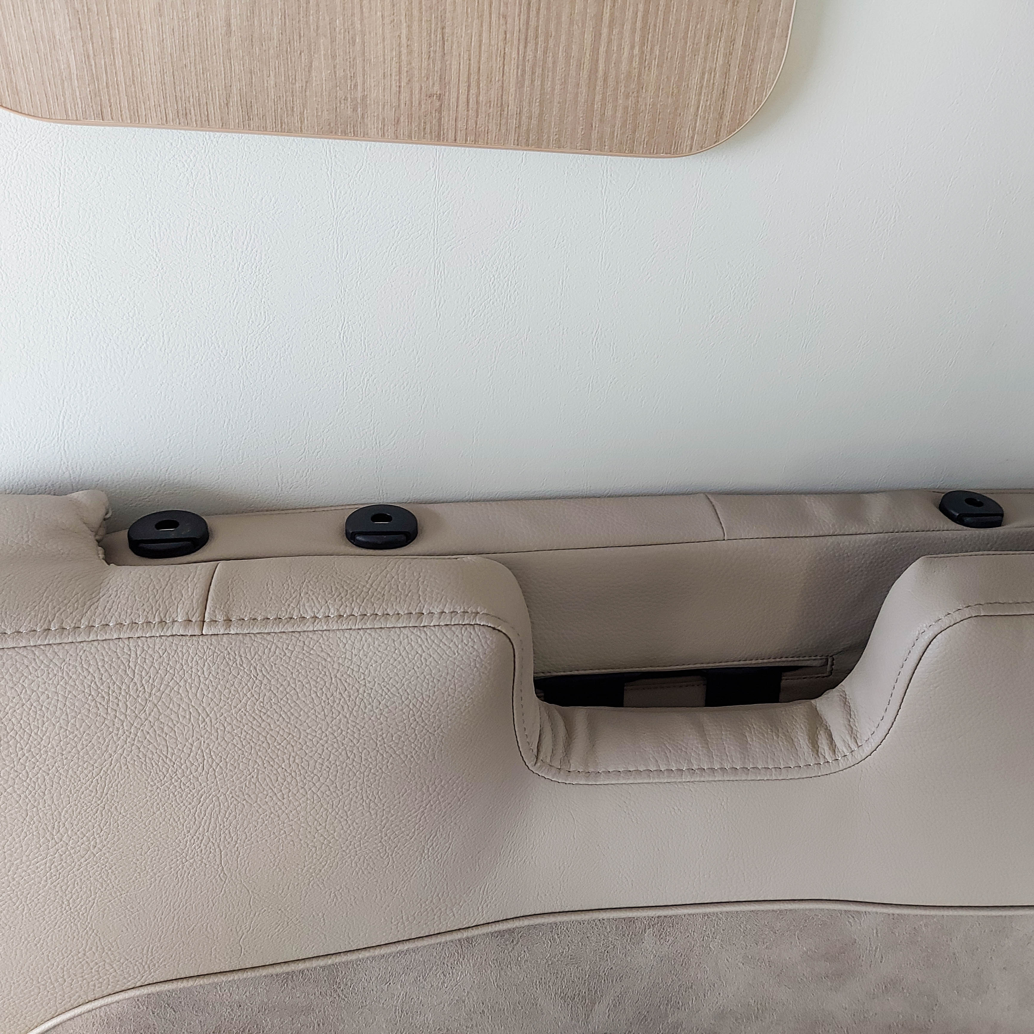 Tablette de rangement pour Adria Twin Fourgon jusqu'à 2018