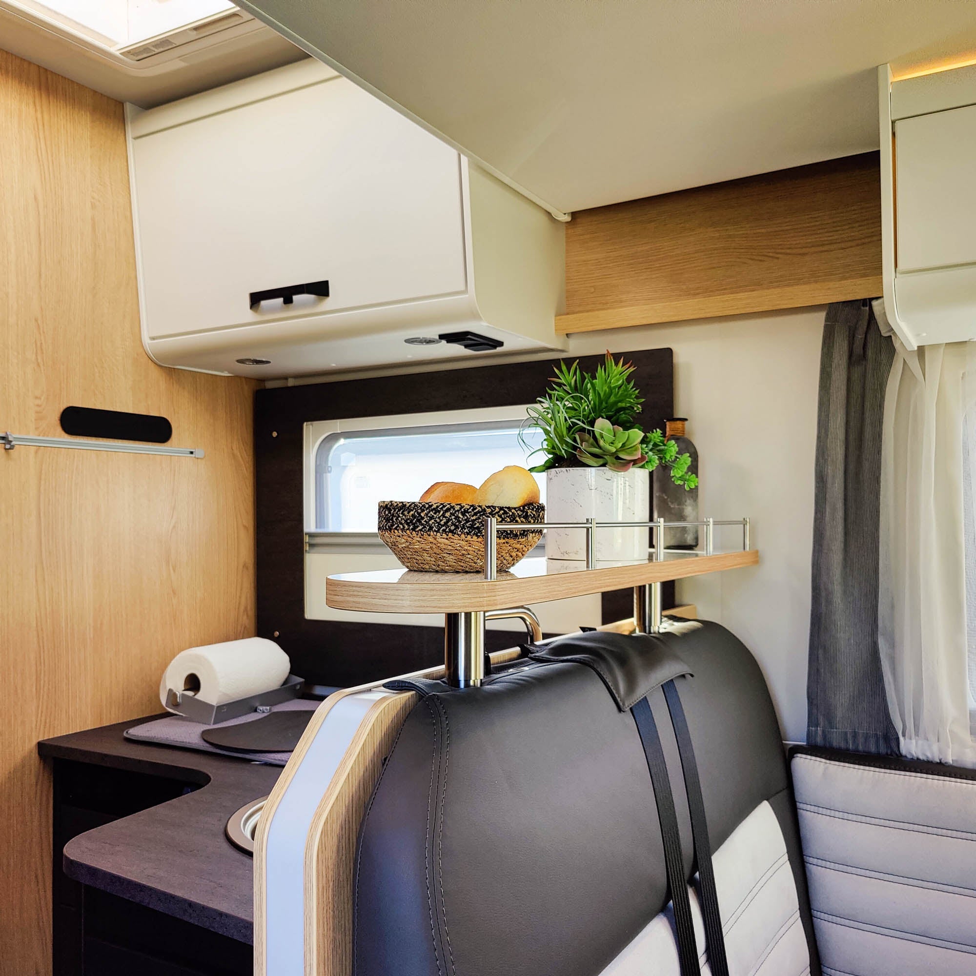 Tablette de rangement pour Sunlight à partir de l'année modèle 2023