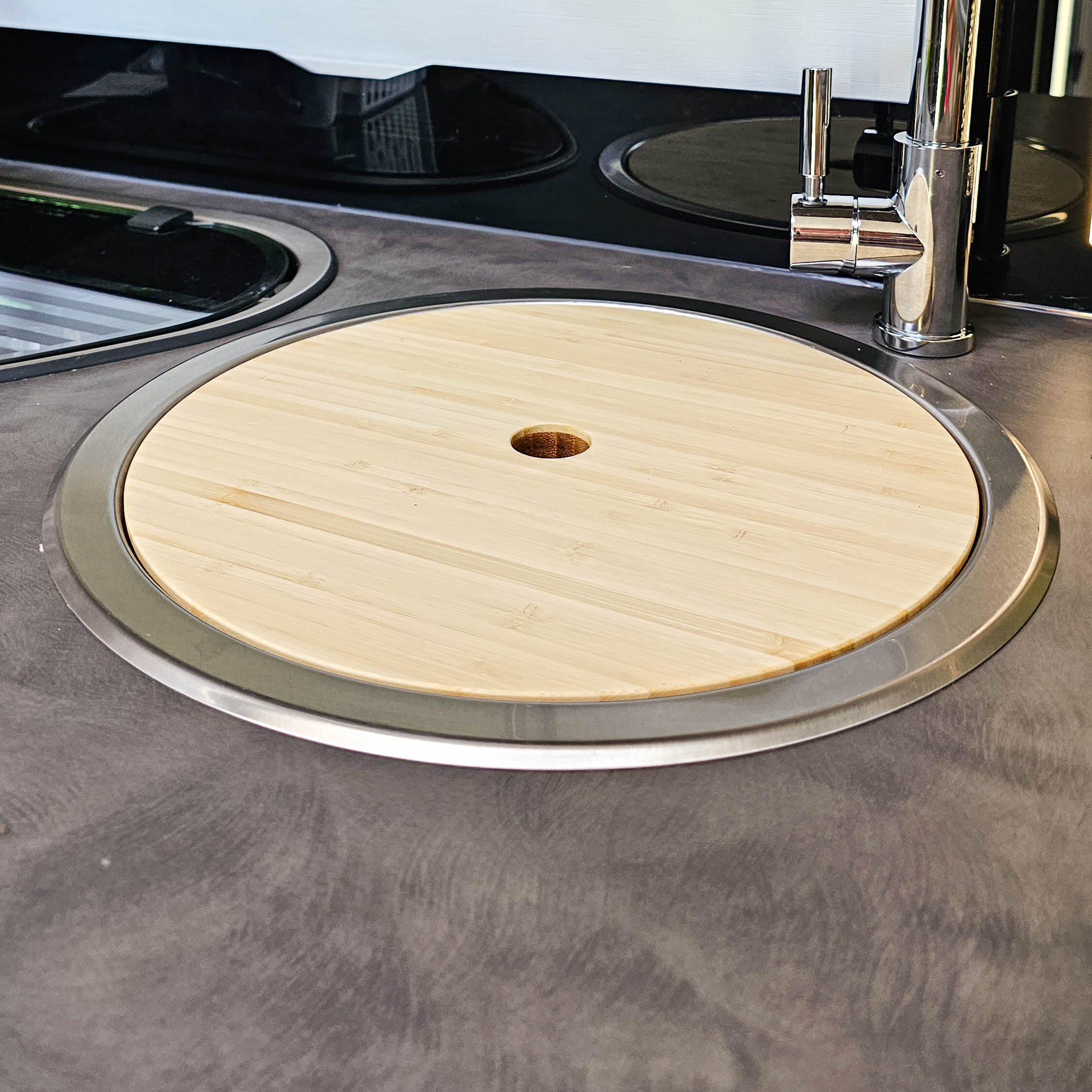 Planche à découper avec couvercle d'évier pour Challenger