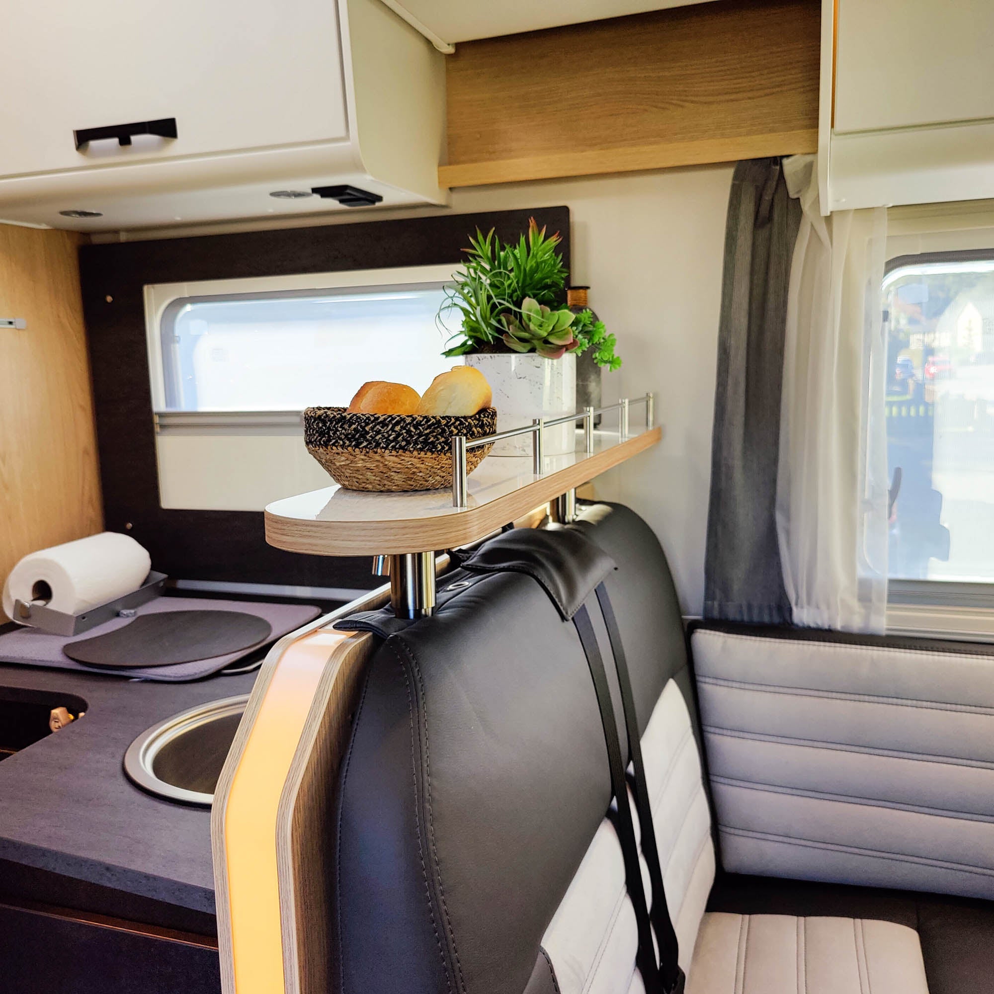 Tablette de rangement pour Sunlight à partir de l'année modèle 2023