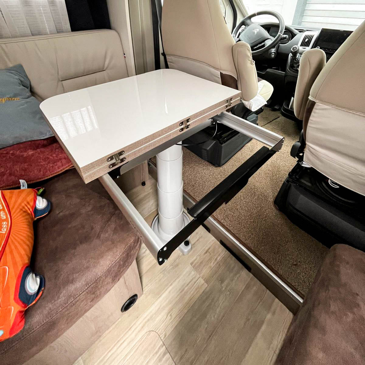 Piètement de table Nuova Mapa avec colonne réglable en hauteur pour plateaux rabattables